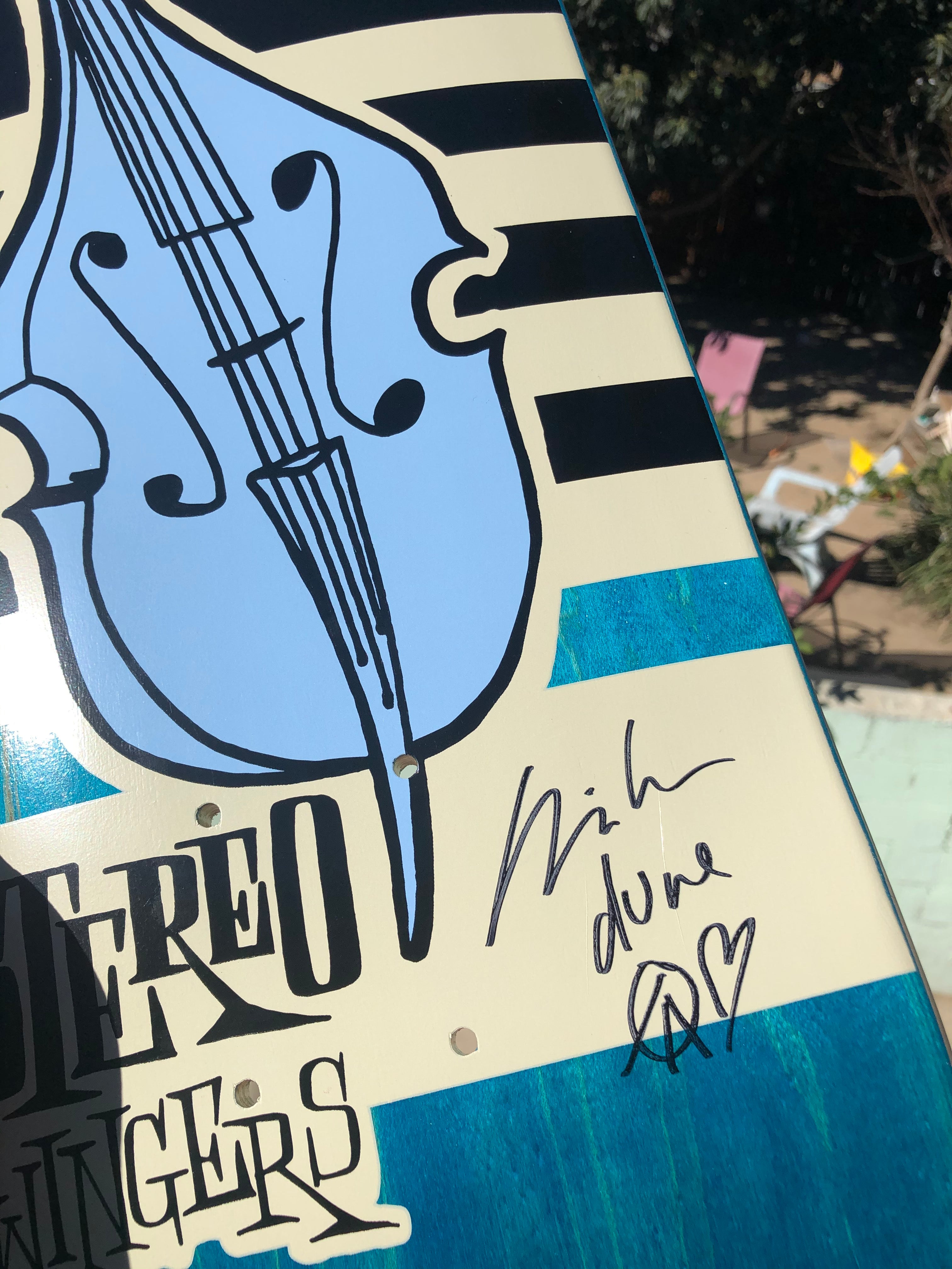 PREBOOK Alyasha BENEFIT: Stereo Swingers Set - signed by J.Lee and Dune