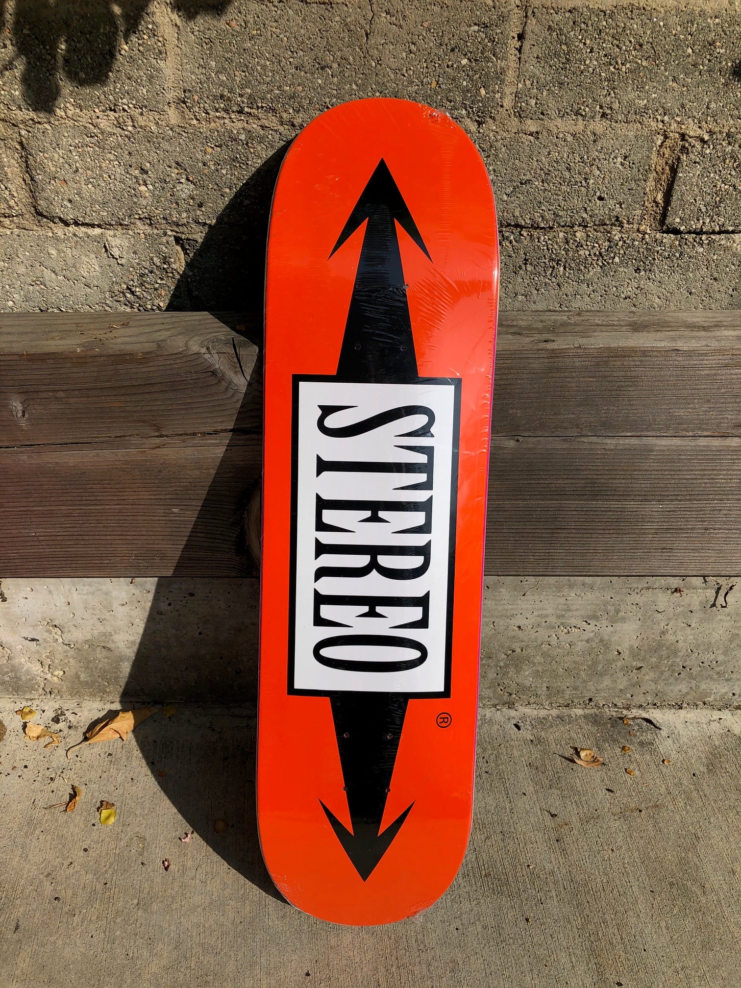 Stereo Classic Orange "Arrows" Multiple Sizes